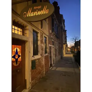 Alloggi Marinella Guest house